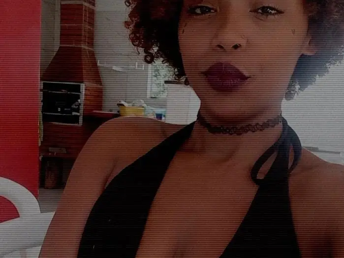 Ayllaa Live Webcam