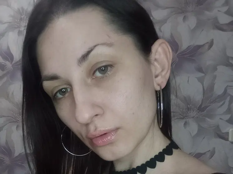KrissyYoung Live Webcam