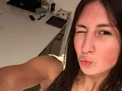 Nadiaaa18 Live Webcam