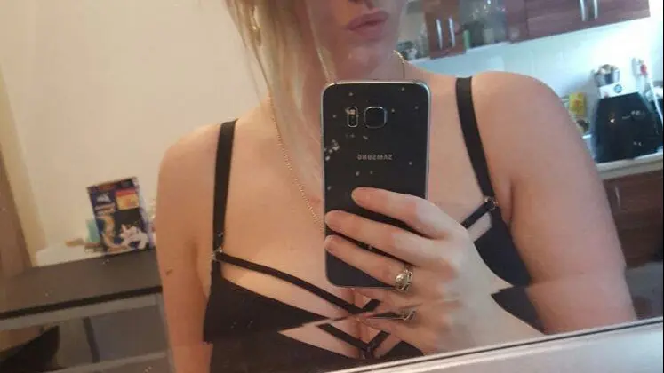 Suzannetje Profil Webcam en Direct