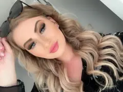 Yourfantasyis Live Webcam