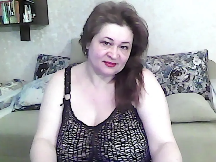 bustycutie Live Webcam
